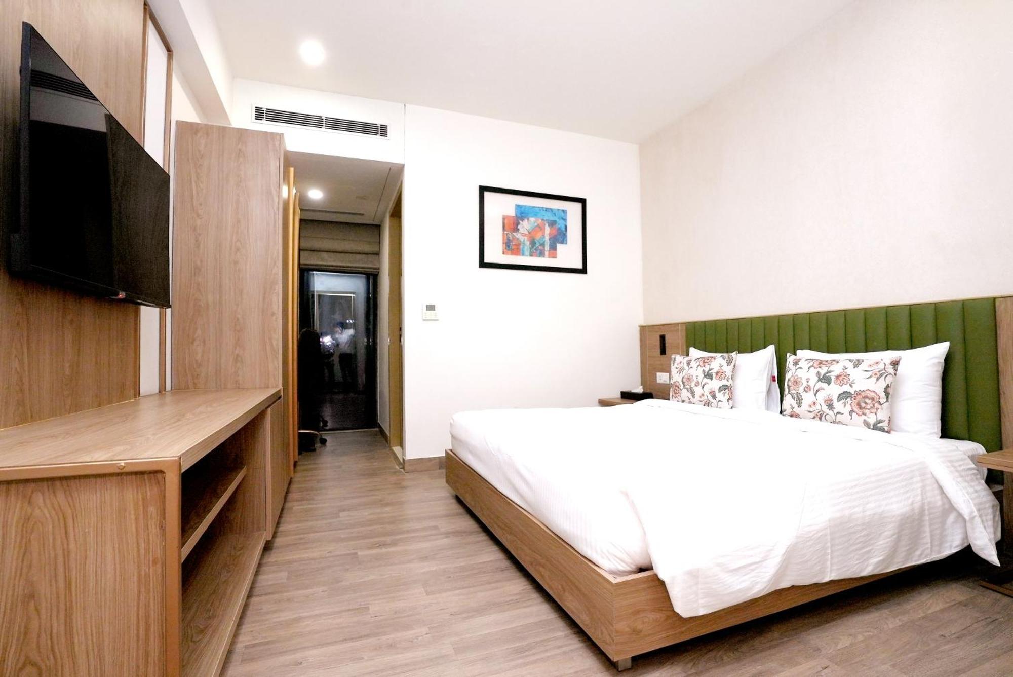 Hotel Limon & Banquet Sector 29, 古尔冈 外观 照片