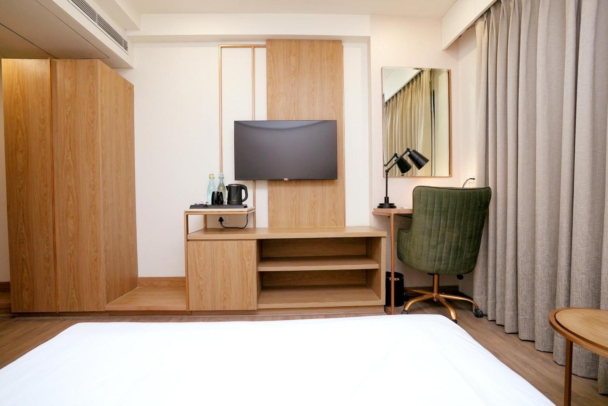 Hotel Limon & Banquet Sector 29, 古尔冈 外观 照片