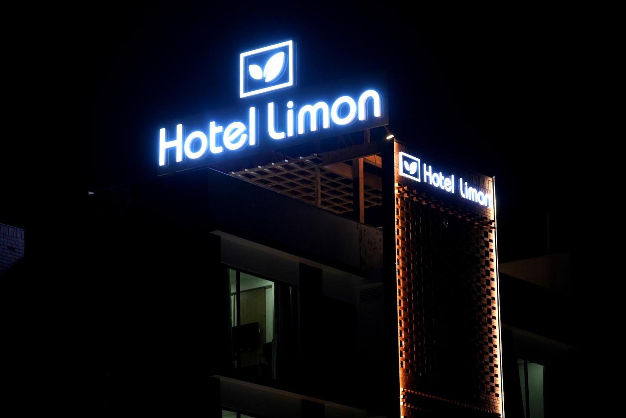 Hotel Limon & Banquet Sector 29, 古尔冈 外观 照片