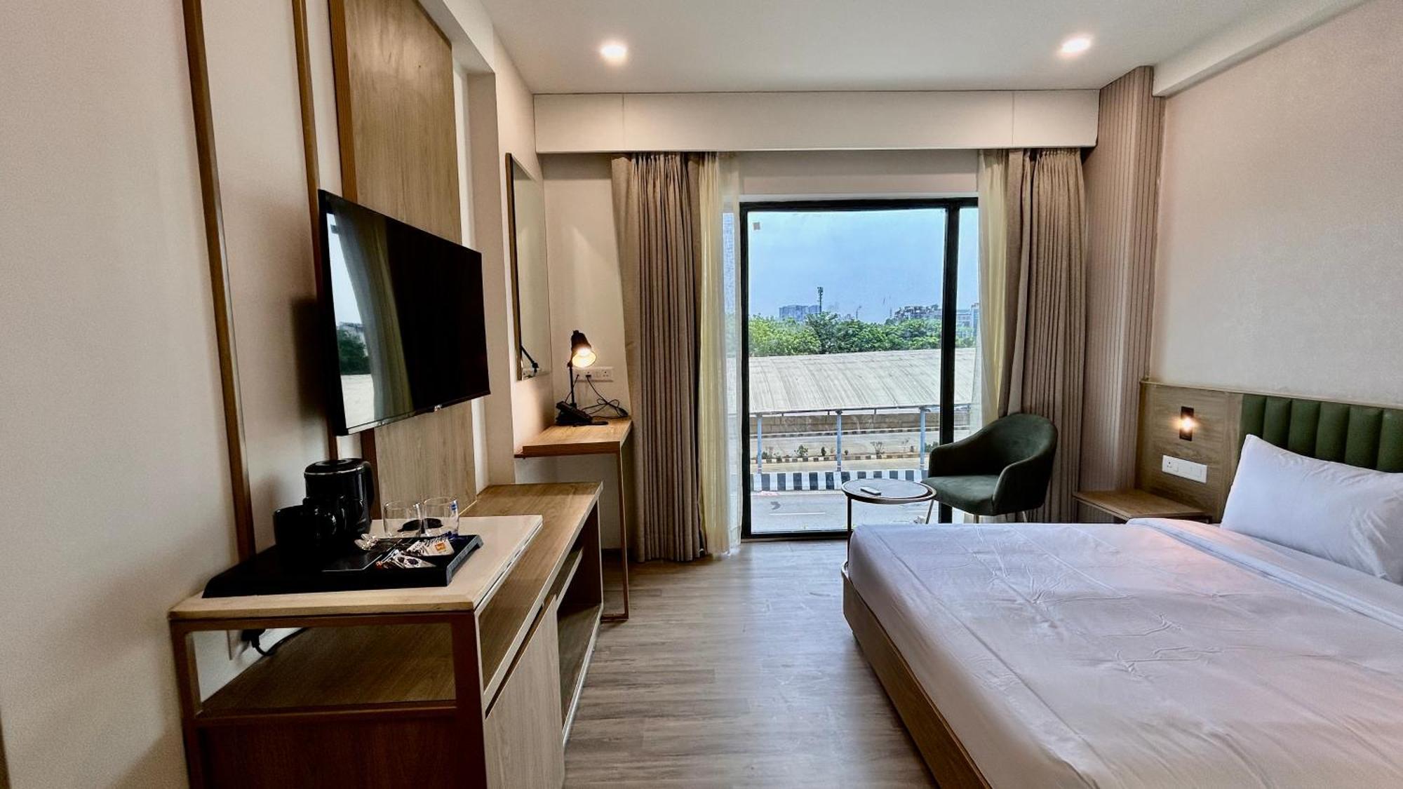Hotel Limon & Banquet Sector 29, 古尔冈 外观 照片