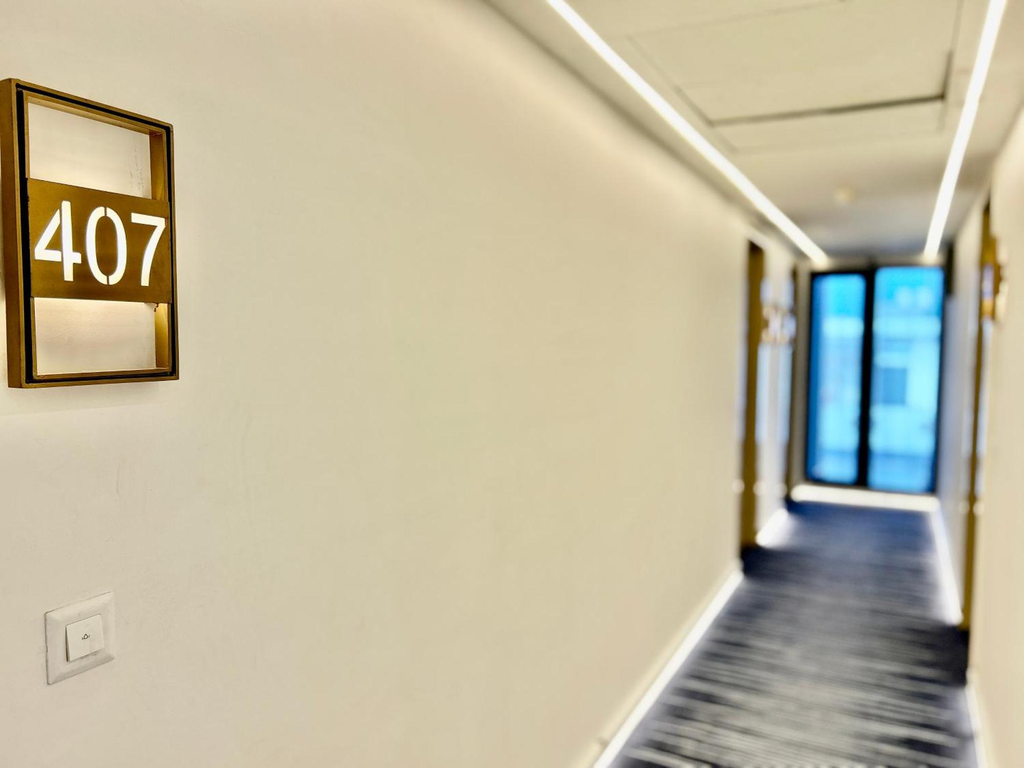 Hotel Limon & Banquet Sector 29, 古尔冈 外观 照片